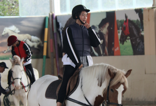 云南长水外国语中学滇池度假区学校2020年招生简章