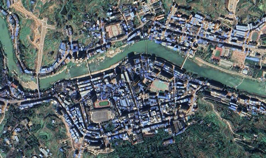 卫星上看四川宣汉县南坝镇:宣汉第一大镇,并没有想象中那么大