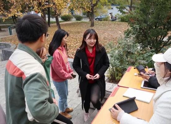 大一新生开学，寝室选择床位也有“讲究”，4人寝很容易踩坑