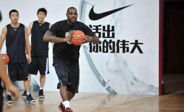 为什么nba中国行(NBA球星们的中国行是为了捞钱嘛？专家：挣钱才不是主要目的)