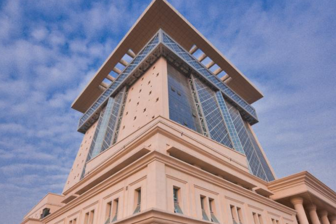 郑州一大学近期热度直线上升，景色不输于北大清华，却好评不多