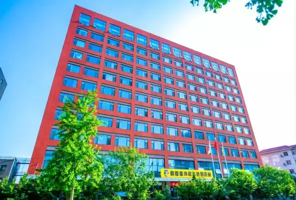 两次手术，不被家人看好，如今20岁的他成为高级私教，年薪三十万