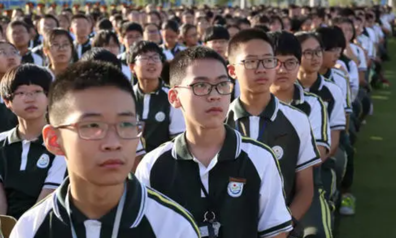 黄冈中学从曾经闻名全国，到现在销声匿迹，名校究竟为何没落