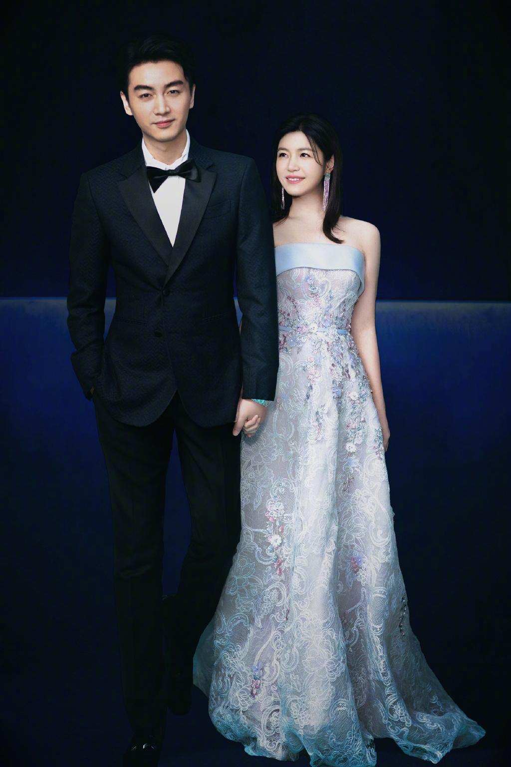 陈妍希晒儿子过万圣节，4岁小星星帅气出镜，长高变瘦气质像陈晓