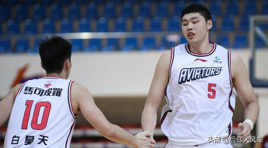 姚明nba为什么增重(姚明因为增重导致伤病，周琦增重14斤，会不会也跟着受伤？)