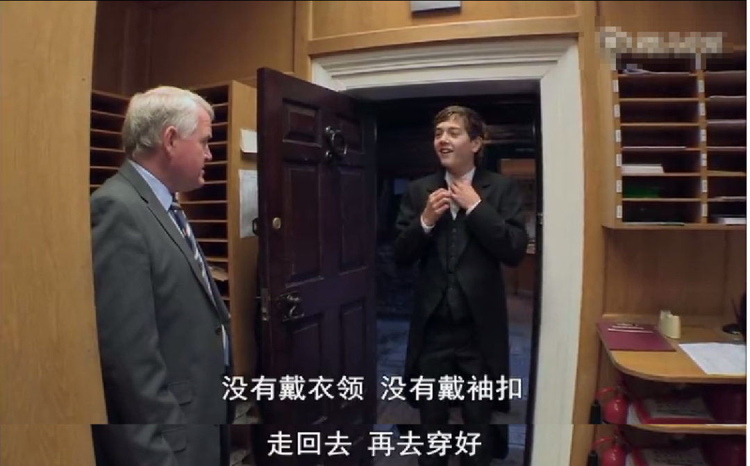 每年36万学费，和王子首相做校友！当平民进入世界顶尖贵族学校后