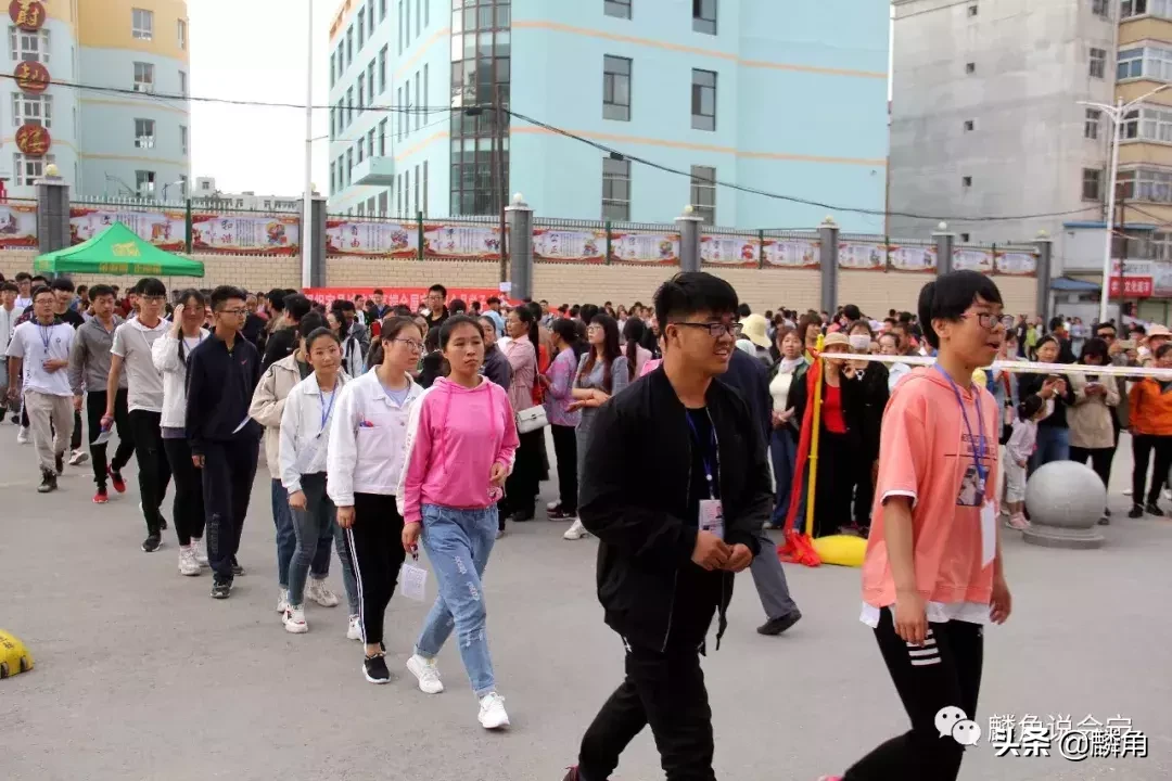 直击西北高考状元县会宁2019年高考那些动人的场景