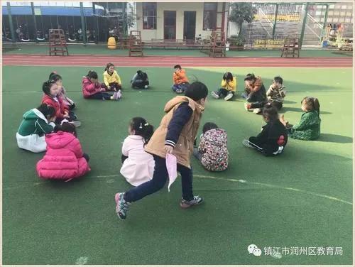 老故事：儿歌《丢手绢》的由来