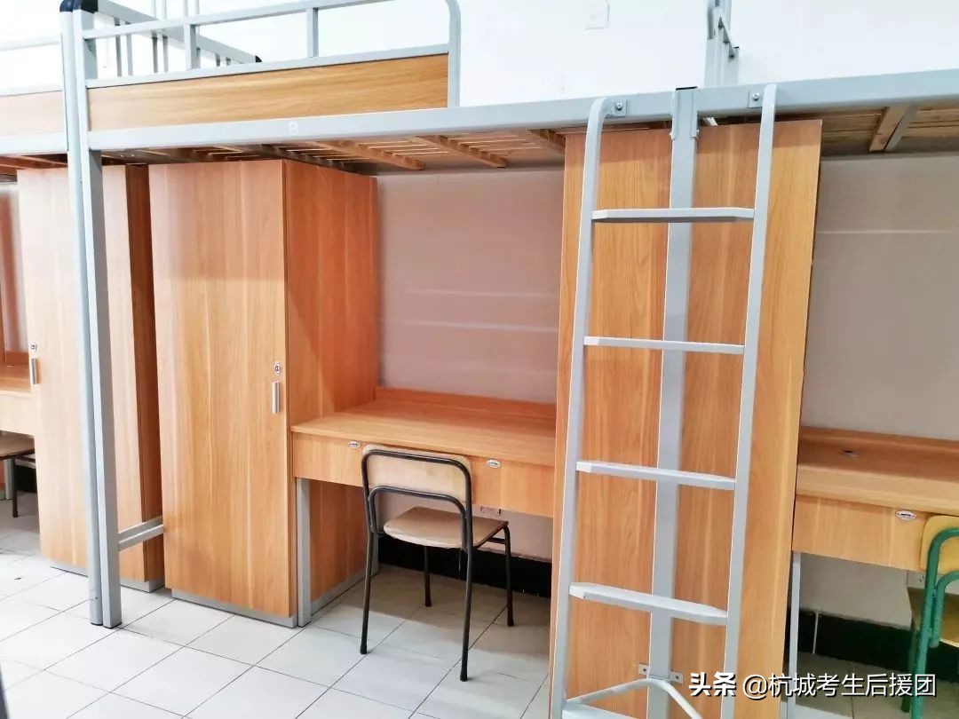 浙江高校宿舍条件大揭秘！住得比家里还好？