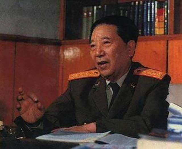 1985年裁军重组七大军区，司令员都是谁？后来又被授予了什么军衔