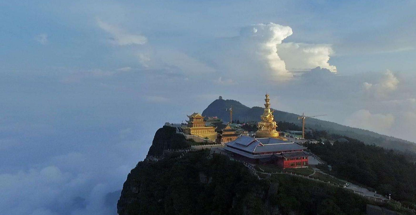 川南旅游攻略：三大景点家喻户晓，不负美景不负“胃”