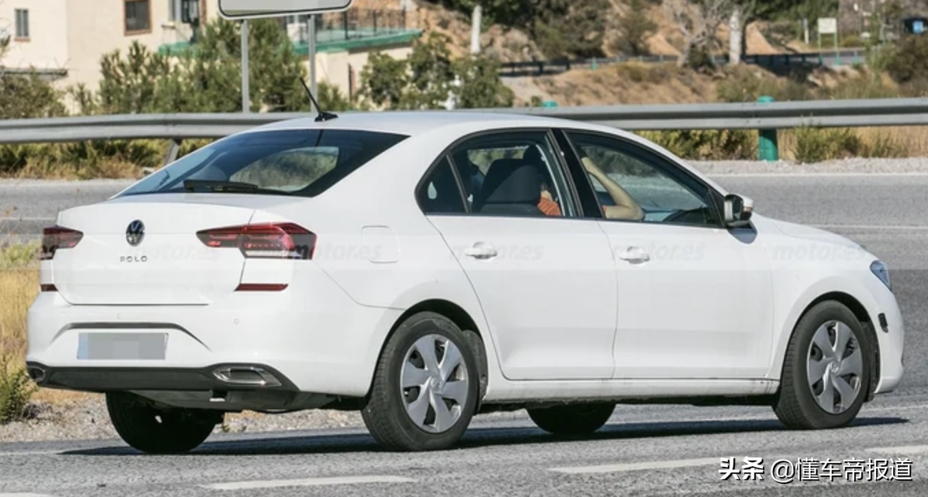 新车 |“小速腾”来了！曝大众新款Polo三厢版实车，最快明年发布