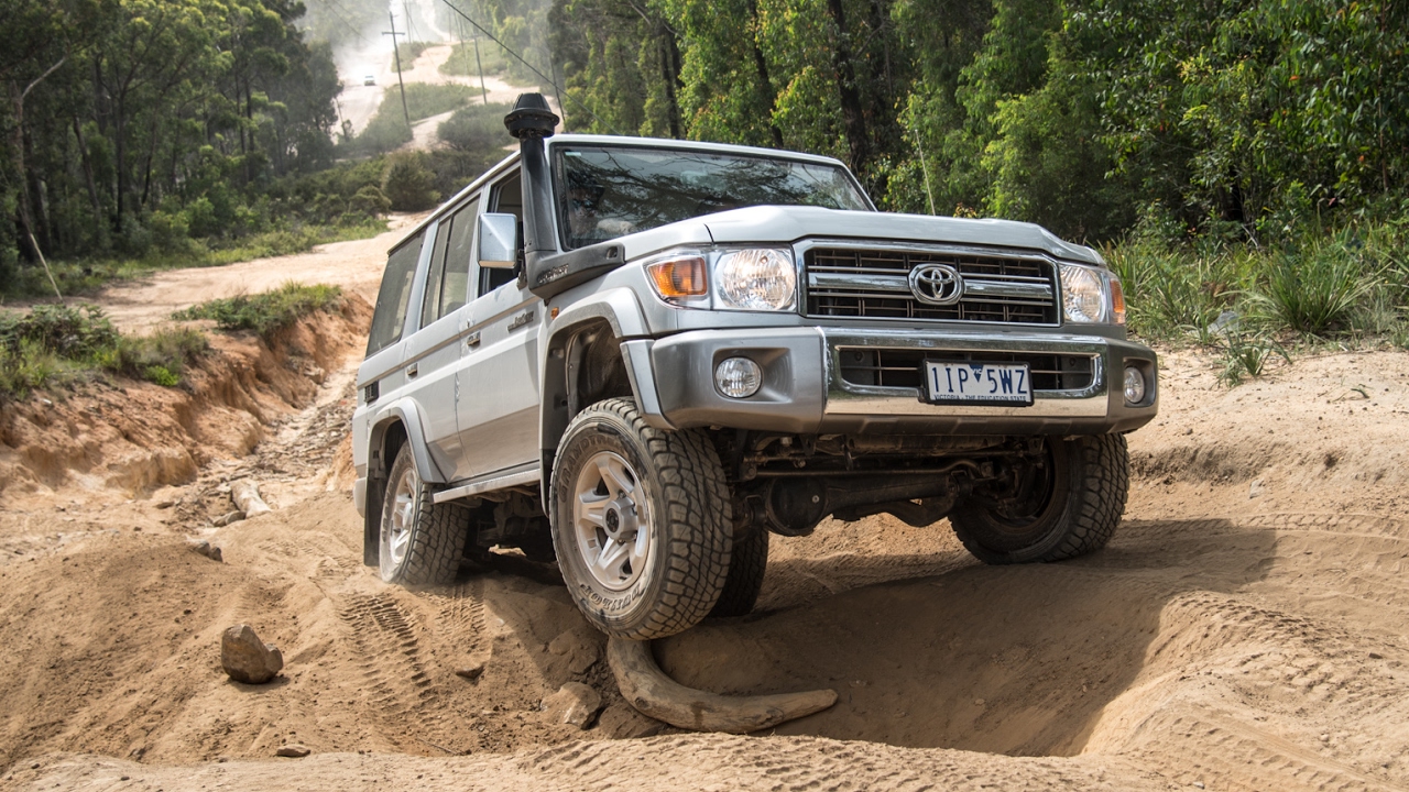 越野 | 硬派越野车中的活化石 丰田陆地巡洋舰lc70系