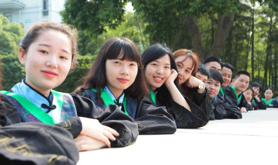 为啥很多专科学校，大多叫“职业技术学院”，学生：咋不早说