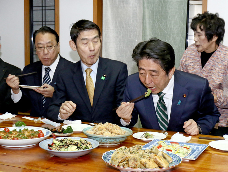 哪些国家在日本奥运会自备食物(6万运动员将赴日备战，“奥运伙食”来自福岛，网友建议自备泡面)