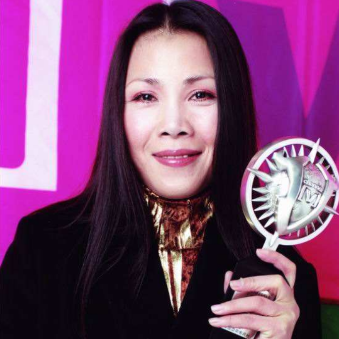 揭颁奖黑幕，破圈内潜规则，因不良爱好走下神坛的田震现状如何？