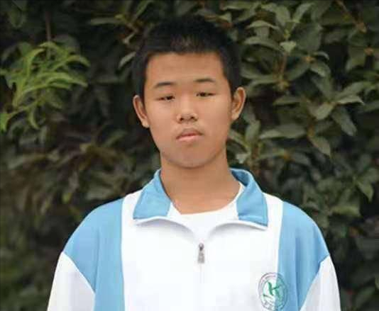 河南这2位考生不简单，一位数学150分，一位高考总分732分