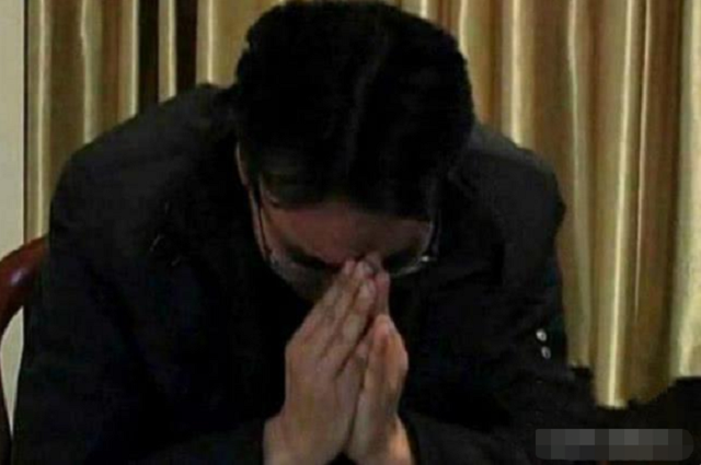 10年前，因“坑爹”而另类走红的李刚之子，32岁的人生过得如何？