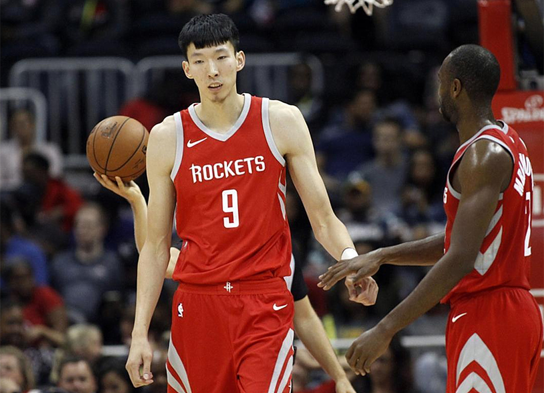 为什么cba球员身体很瘦(姚明和易建联进入NBA之后都壮了，为什么周琦在NBA两年还这么瘦)