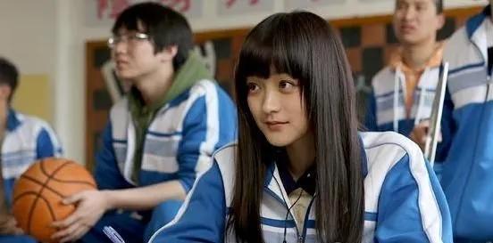 《匆匆那年》原著：黑板上的6个字，早就揭示了陈寻和方茴的结局