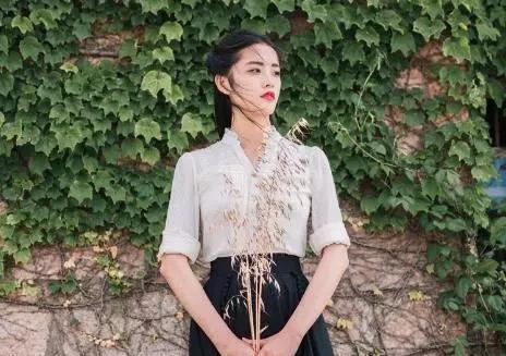 朋友圈，点赞见人品
