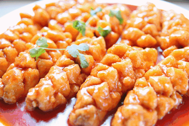 看饿了！宁波这9所高校私藏的18道人气美食，谁是No.1?