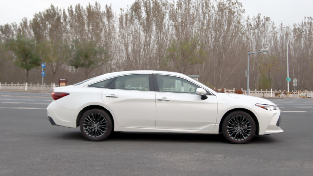 特别策划 | 一汽丰田亚洲龙如何重塑中高级车市场格局？