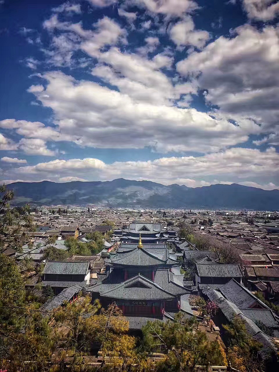 国内5个适合情侣的旅游胜地，网友：都走过的可以结婚了