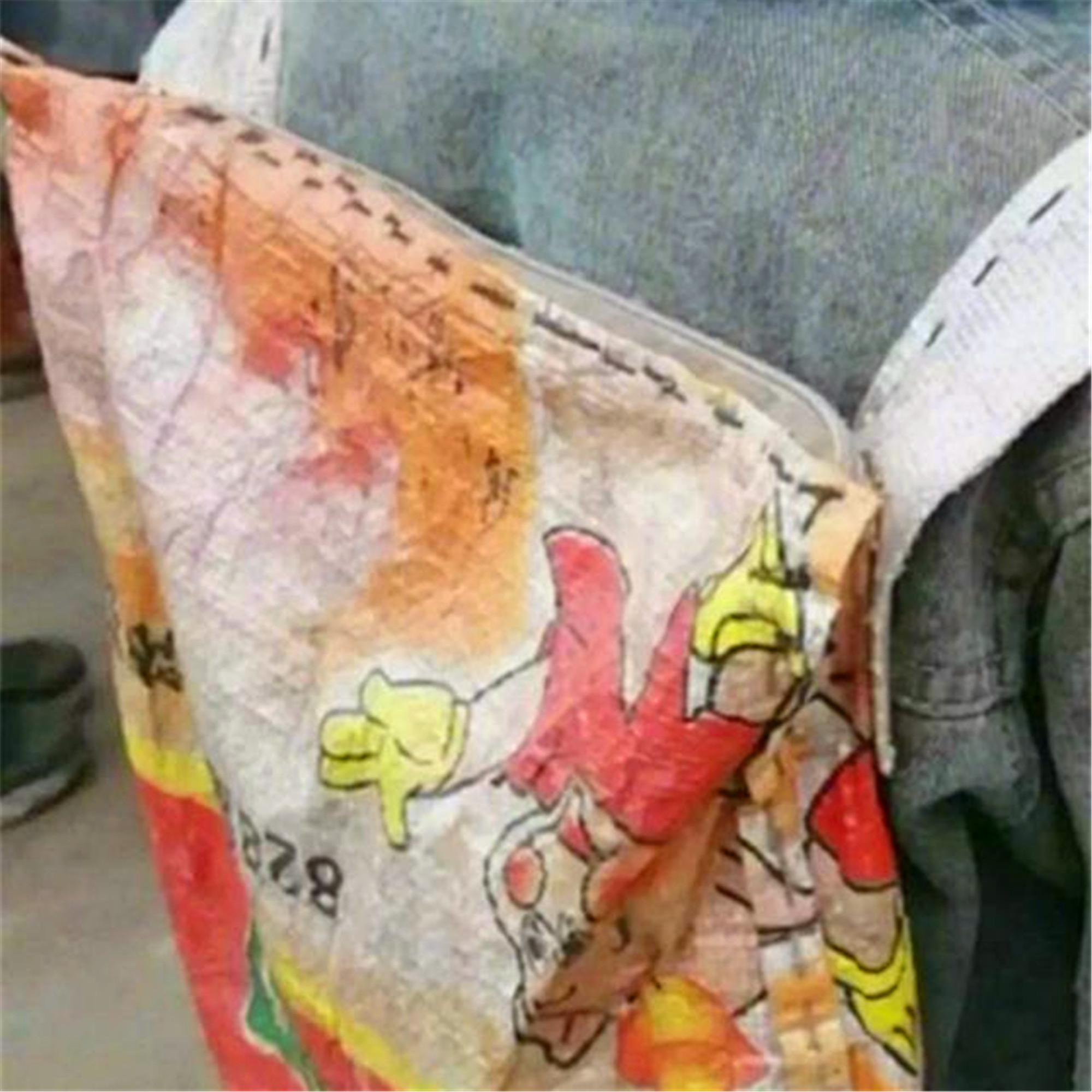 麻袋图片(孩子背) - 赤虎壹号