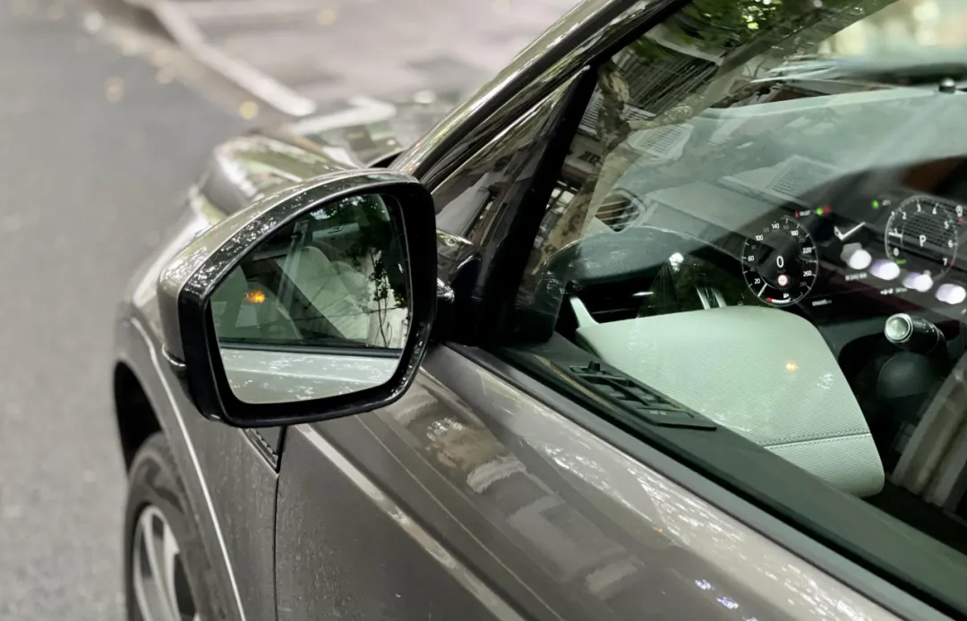 解鎖小馬路丨逛完天平路，讀懂路虎發(fā)現(xiàn)運動P300e的混合理論