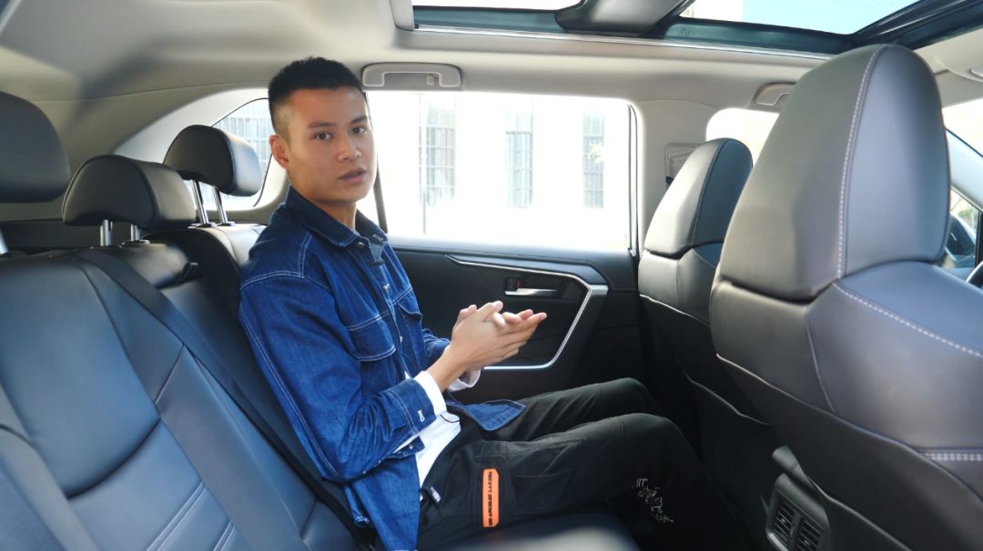 四个方面详细评测丰田RAV4 我发现了这些优点和缺点