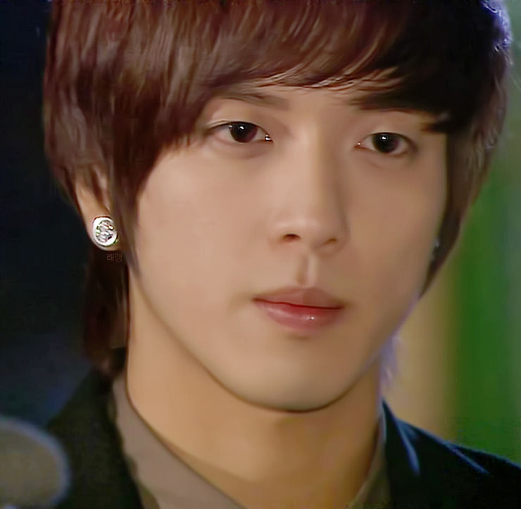 《原来是美男啊》,我第一次看的时候就喜欢上这部电视剧了