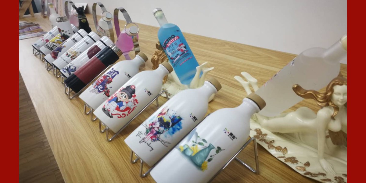 UV平板打印機與噴繪寫真機有什么區(qū)別？