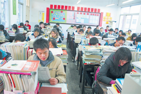 中等成绩的学生，高考想要考公立二本院校，各科需要拿到多少分？