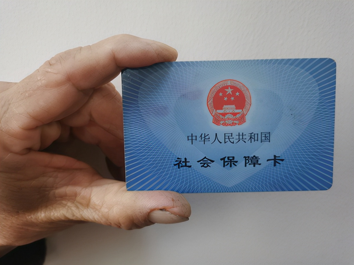 办退休如果养老、医保缴费年限都不够，该咋办？