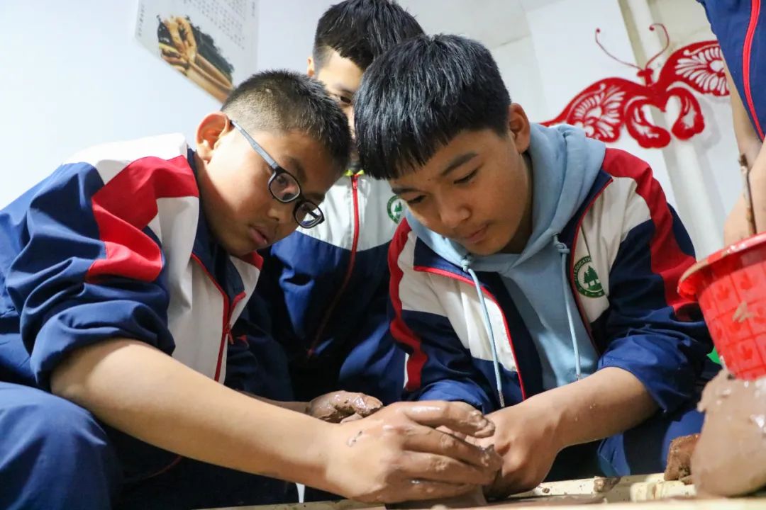 “书香致远 · 艺展芳华”—东阿县南湖行知学校艺术读书节来啦