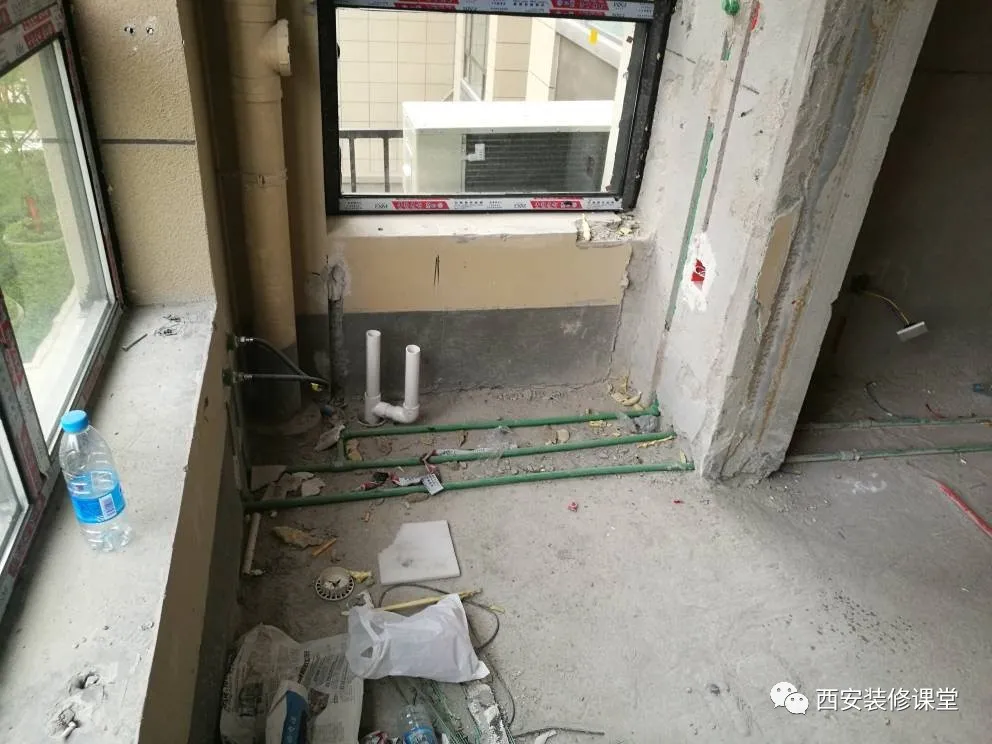 阳台只有一个地漏，怎么满足洗衣机和洗衣池？