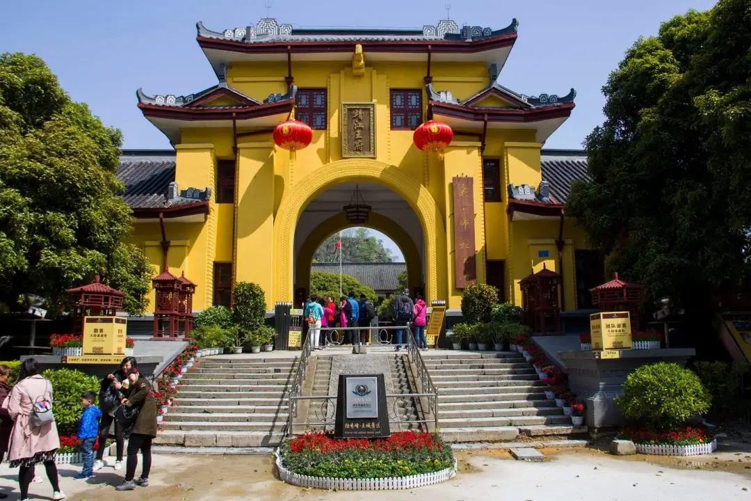 坐拥“网红餐厅”、“广西之最”博物馆！又一所高校“火爆”出圈