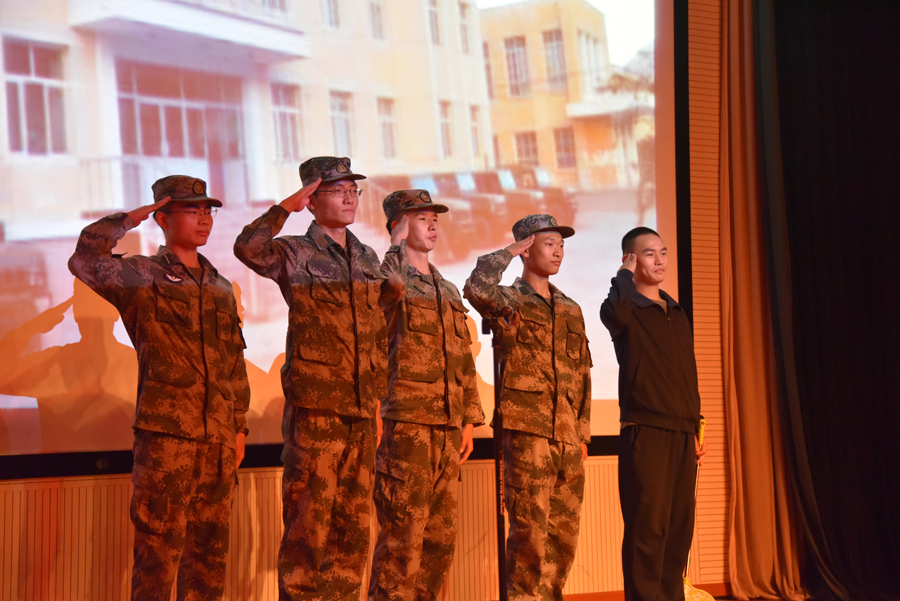 献礼华诞 | 解放军及武警部队“双节”晚会大联欢