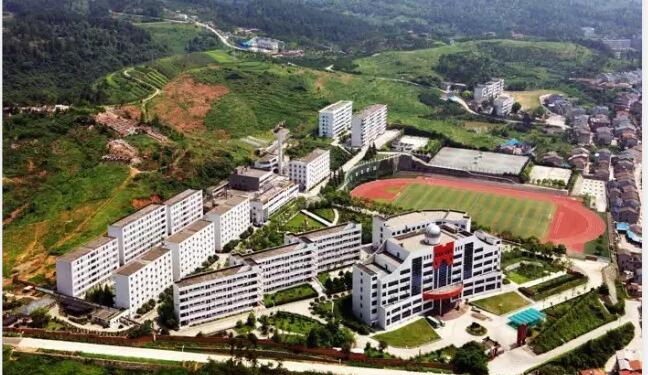 三峡大坝所在地宜昌市，三所省级示范高中值得大家关注收藏