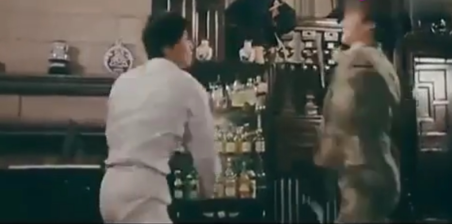 露天电影院的记忆《大上海1937》，看热血男儿惩奸除恶
