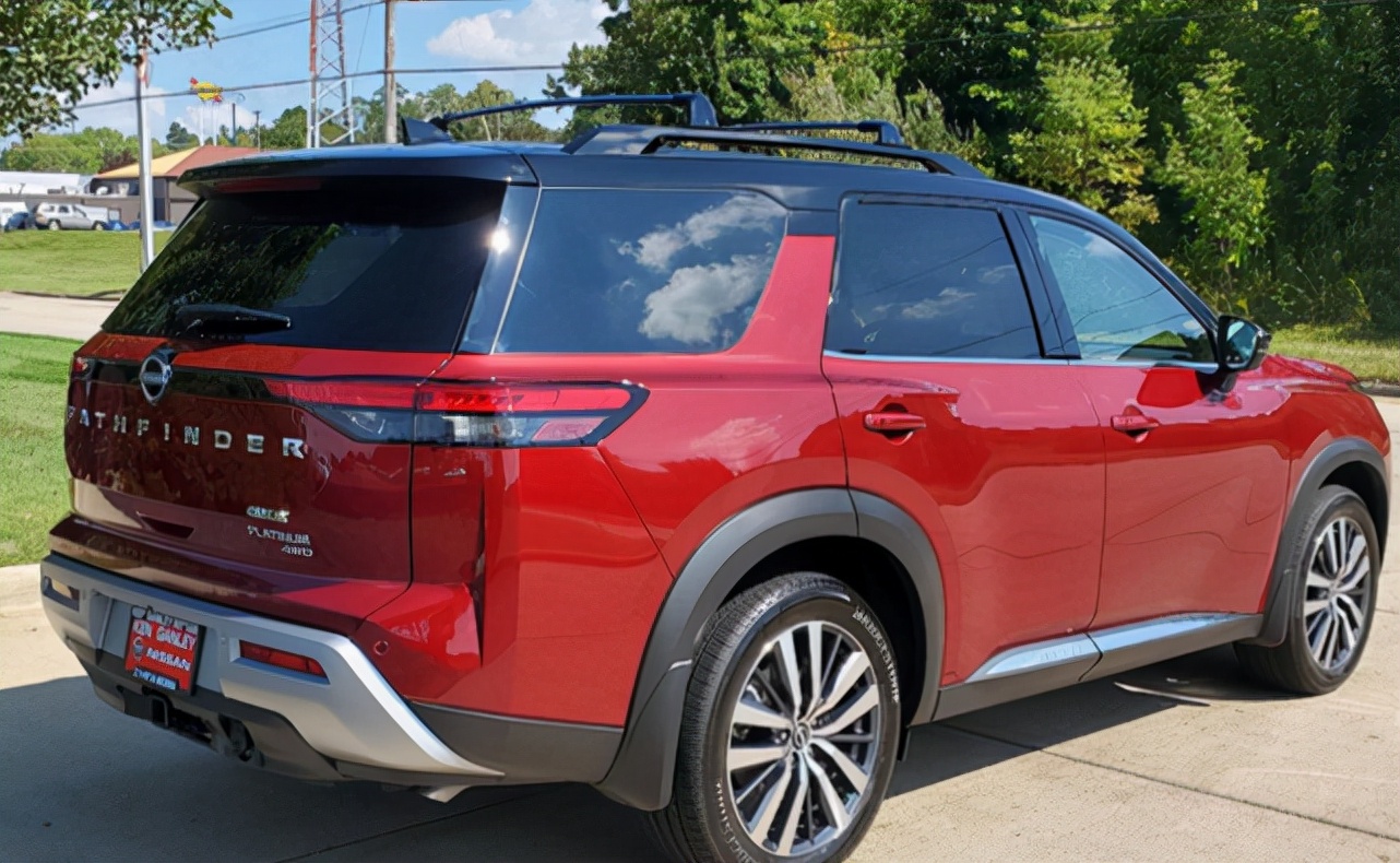 尺寸超越HIGHLAND，源自NISSAN，七座+六缸，比途昂还霸气