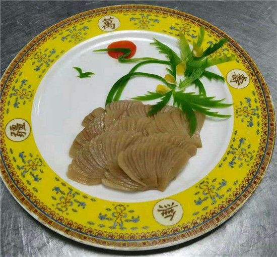 大厨带来20道传统清宫御膳,精致摆盘,让人垂涎!