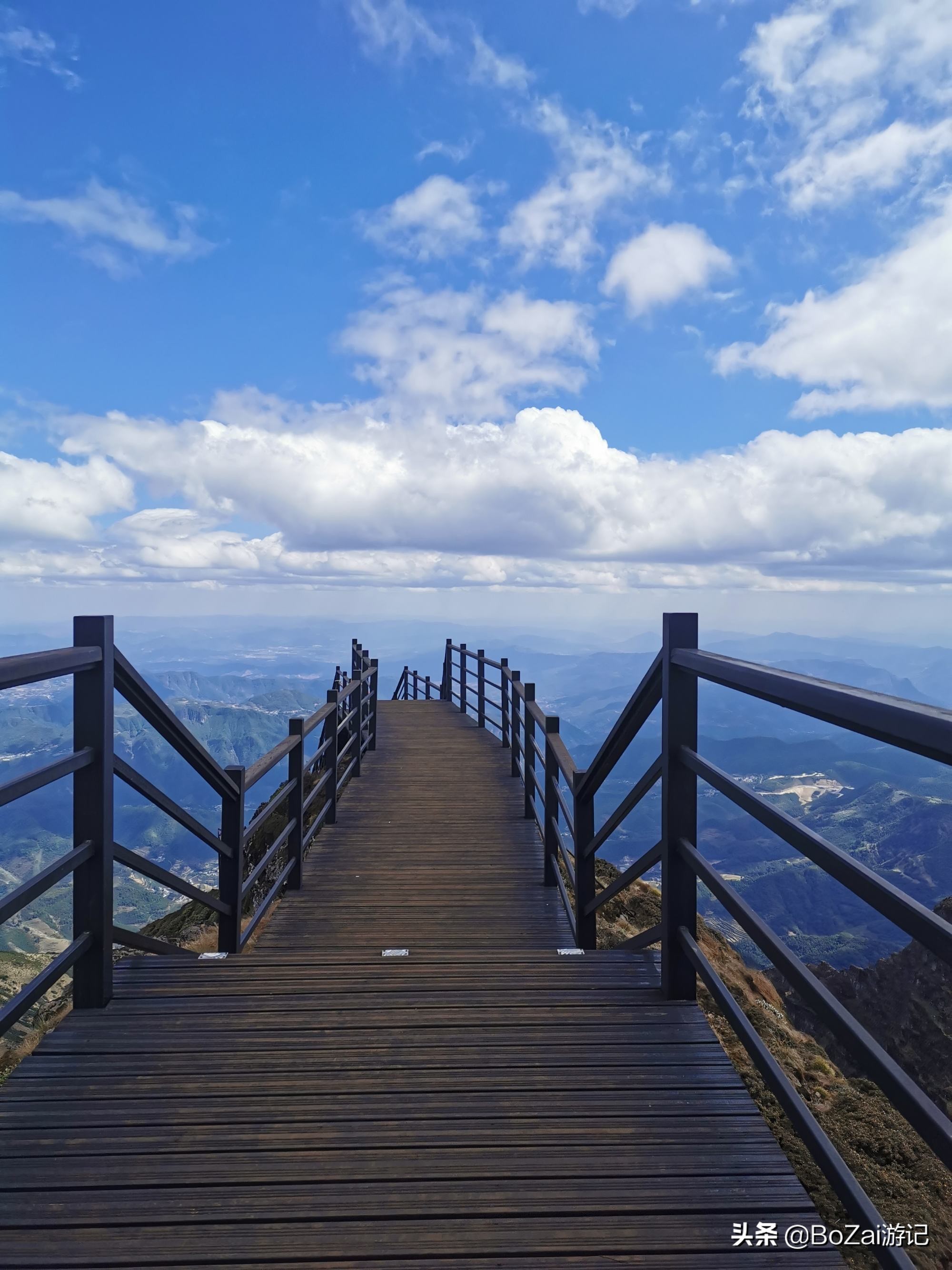 昆明附近风景区有哪些好玩的地方（昆明周边自驾游好风景推荐）