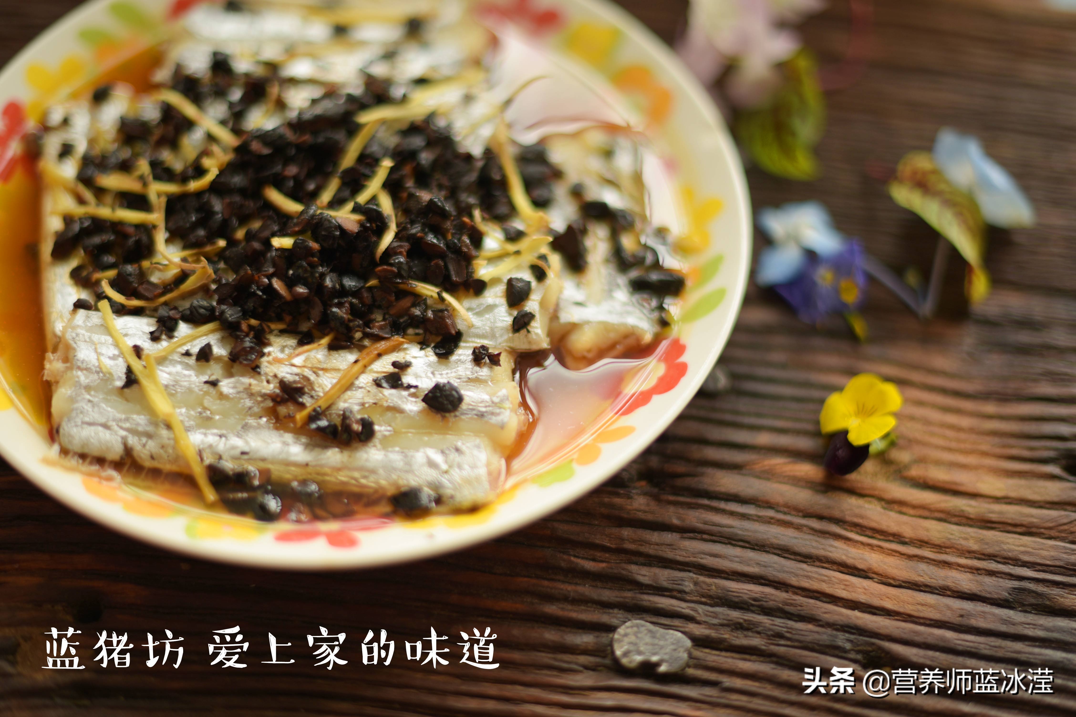 做带鱼，不用炸或炖，蒸着吃一样美味，鲜嫩不腥，好吃不上火