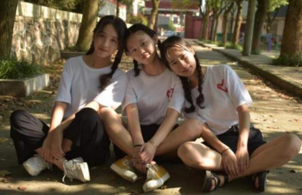 大学生父亲“犯错”，公务员政审被刷，看来真的是很严格的