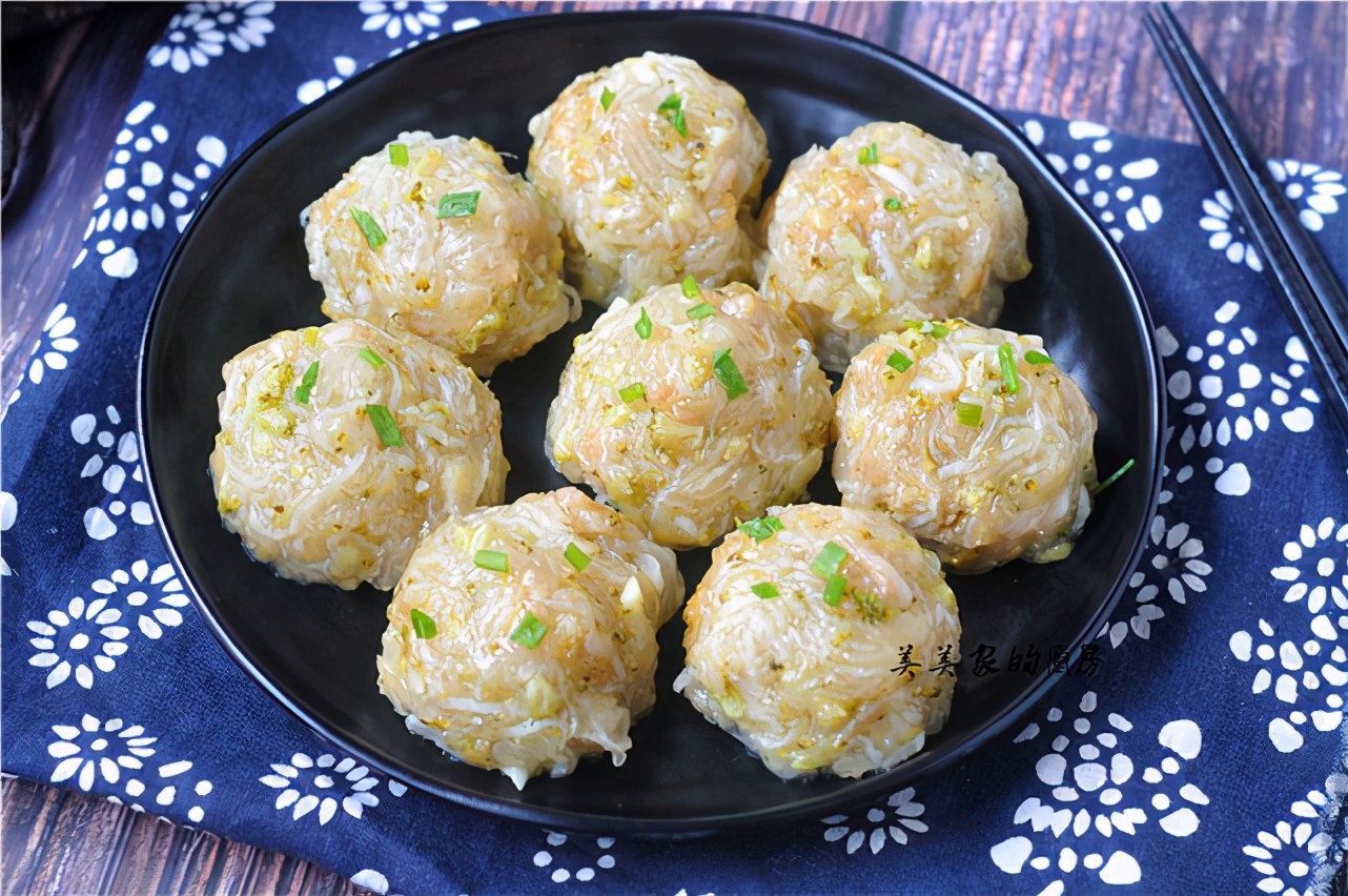 素菜吃出肉的滋味，入锅一蒸人人爱！春天多吃，清清爽爽最是香