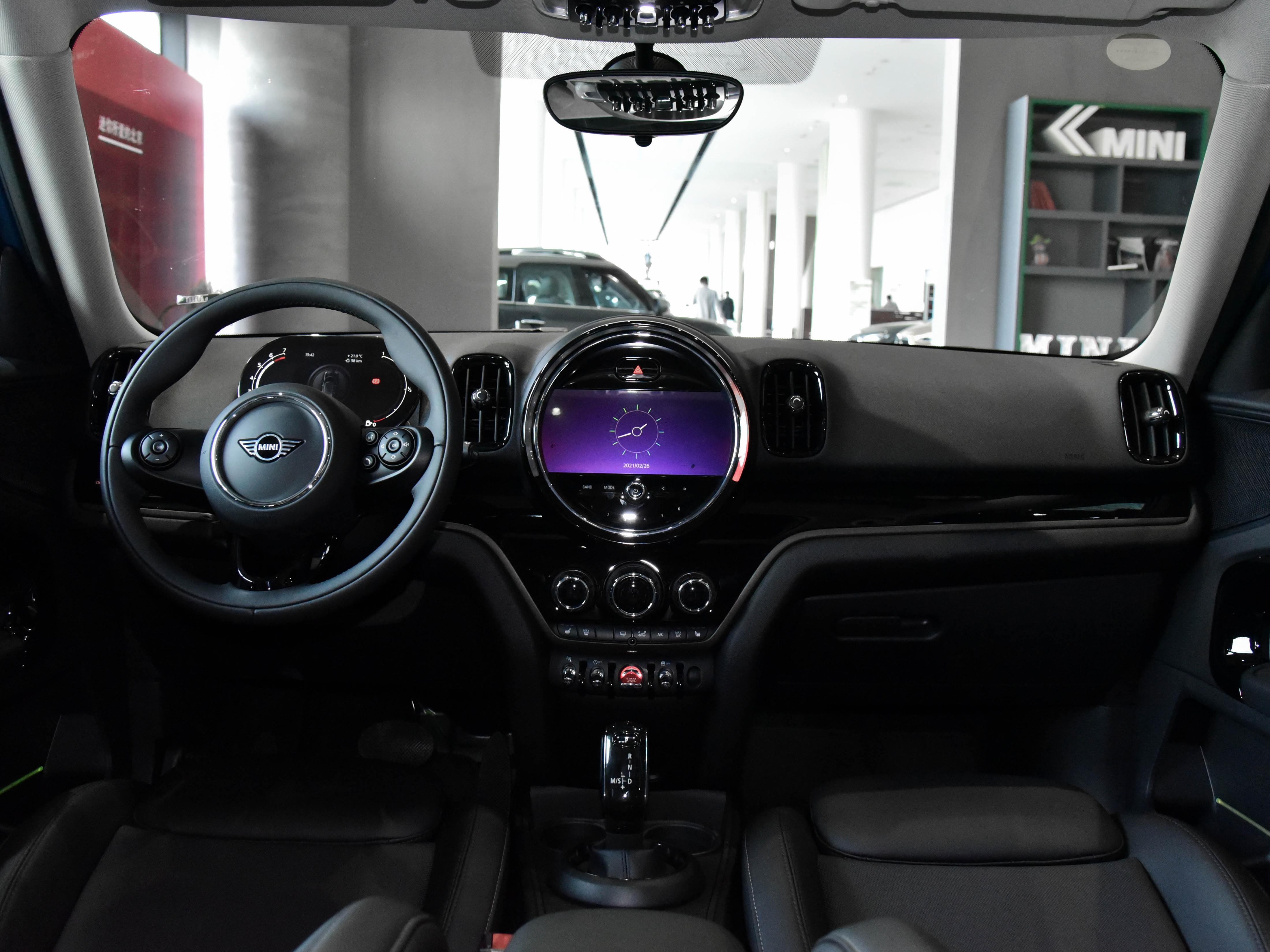 ​1.5T+四驱的进口SUV，5座油耗6.7L，带你看MINI COUNTRYMAN