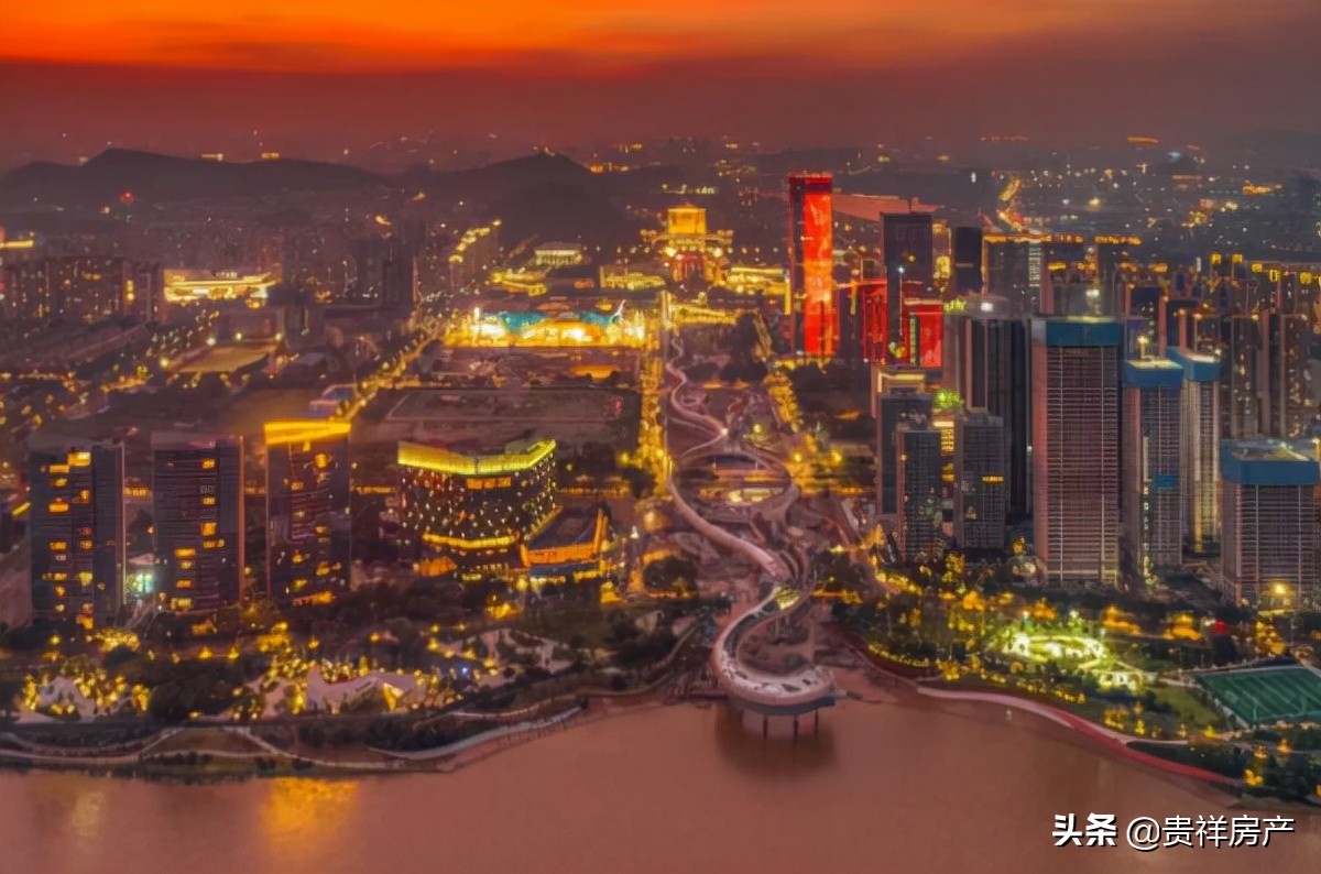 中国经济高质量发展十大城区，深圳上榜四处，第七因黄埔军校闻名