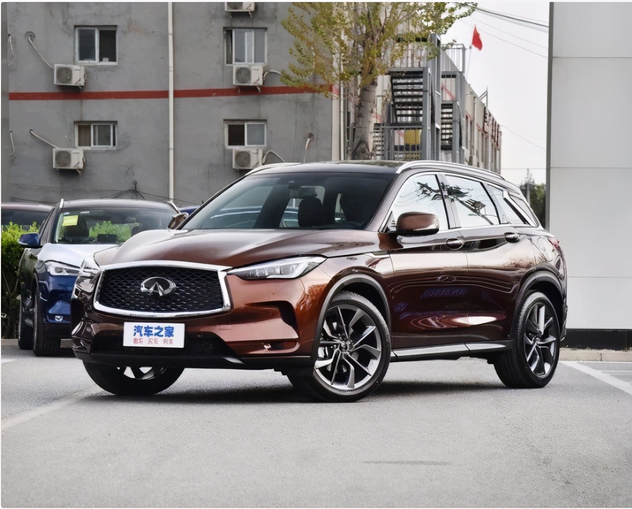 英菲尼迪QX50：2.0T+四驱，操控乐趣和豪华享受兼备